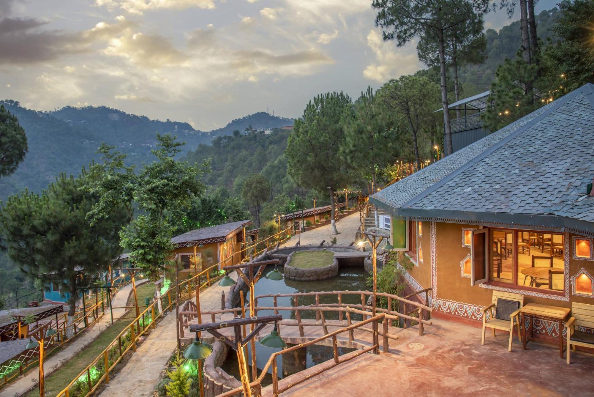 Отель A Kasauli Ggaon By Echor Экстерьер фото