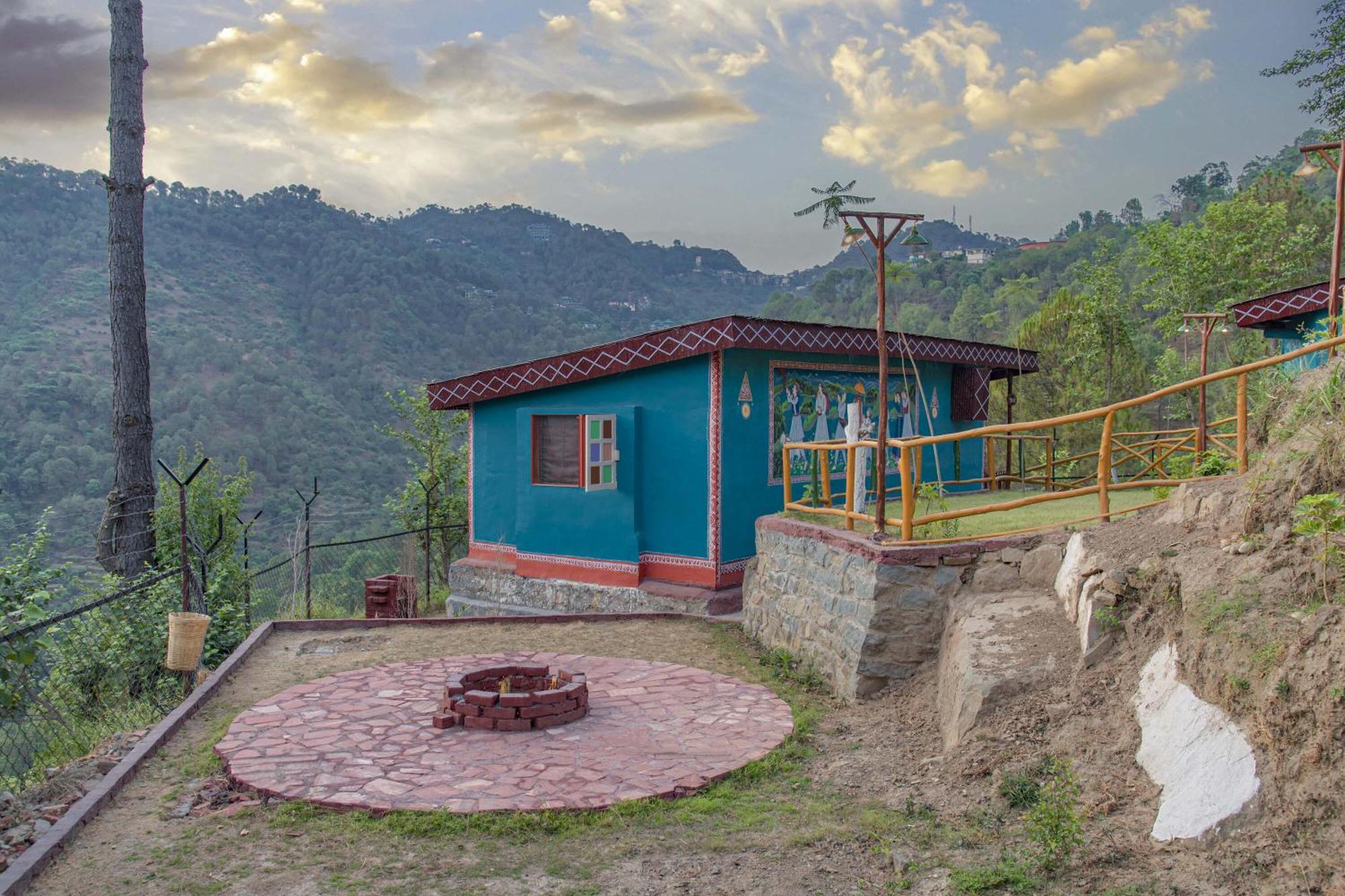 Отель A Kasauli Ggaon By Echor Экстерьер фото